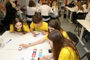 Чернігівські ліцеїсти взяли участь в інтелектуальному батлі до Дня Європи