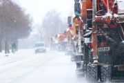 Снігопади у Чернігові прогнозують до ранку неділі. Дороги розчищатимуть нон-стоп удень і вночі