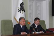 На сесії міської ради О. Соколов оголосив про відставку двох своїх заступників