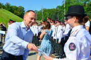 Чернігівський міський голова вручив дипломи молодим офіцерам – випускникам Академії ДПтС