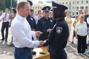 Чернігівським поліцейським урочисто вручили погони