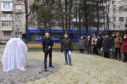 У Чернігові відкрили оновлений сквер навпроти ЧНТУ – ще одне місце для відпочинку чернігівців