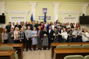 Подякували за зроблене для чернігівців та Чернігова під час бойових дій і вручили відзнаки. Олександр Ломако та Владислав Атрошенко зустрілися з освітянами