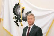 Шановні судді та працівники судів!