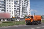 Секрет чистоти чернігівських вулиць: спеціалізована техніка і старанні працівники