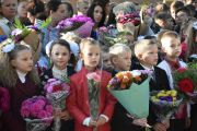 Владислав Атрошенко - школярам: Знання – це найважливіші інвестиції! (ФОТОРЕПОРТАЖ зі свята 1 Вересня в Чернігові)