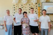 Кращих школярів Чернігова нагородили за високі досягнення у навчанні, науці та спорті