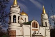 Традиції добродійності відроджують у чернігівському   храмі Святителя Миколая
