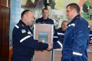 У Чернігові відзначили рятувальників, які проявили сміливість та рішучість під час ліквідації наслідків руйнування гуртожитку