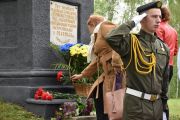 Чернігівці вшанували пам’ять безвинно страчених в урочищі Кривулівщина
