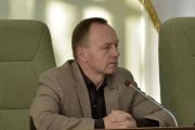 Міський голова доручив перевірити інформацію про те, що частина міського парку могла опинитися у приватній власності