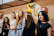 Розпочався новий навчальний рік: фоторепортаж із Дня знань у Чернігові