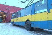 У Чернігові дезинфікують тролейбуси: щоби пасажири не "підчепили" ГРВІ