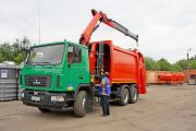 Чернігів закупає спецтехніку і поширить сучасну систему збору сміття на більшу територію міста