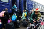 «При евакуації з поїзда відійдіть на 200 метрів від поїзда та перону!» — Укрзалізниця