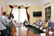 У Чернігові створили комісію, яка вивчатиме пропозиції щодо розподілу державної субвенції на житло для дітей-сиріт