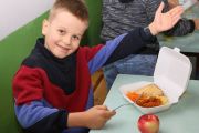 Як організоване харчування школярів у Чернігові — фоторепортаж