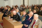 Святкова зустріч з ветеранами