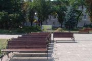 У центрі Чернігова – нові лави для відпочинку