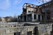 Демонтувати недобудову «Дворянського зібрання» буде те підприємство, яке переможе у тендері