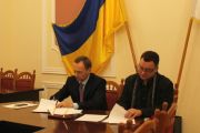 У Чернігові підписано Меморандум щодо дружнього співробітництва Чернігівської міської ради та Благодійного Фонду «Фундація Ательє Єршов»
