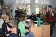 У Чернігові жінки допомагають військовим-учасникам АТО