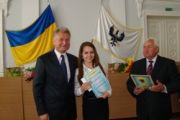 Золотою чернігівською сотнею назвав міський голова випускників-медалістів