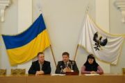 У Чернігові презентували надрукований Статут територіальної громади м. Чернігова