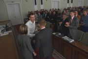 На сесії міської ради вручили відзнаку герою