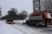 КП «АТП-2528» щодоби чистить від снігу 288 кілометрів міських вулиць