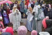 19 грудня Святий Миколай привітав дітей у різних мікрорайонах Чернігова