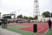 У міській школі №1 урочисто відкрили майданчики для баскетболу і стрітболу, на яких можна проводити змагання найвищого рівня