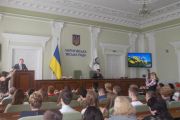 У Чернігівській міській раді нагородили переможців фінальних етапів Всеукраїнських інтелектуальних змагань