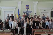 «Політична арена» у Чернігові: молодь вивчала інструменти участі у місцевому самоврядуванні