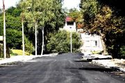 Укладання першого шару асфальтобетонного покриття  на вул. Береговій завершується (ФОТОРЕПОРТАЖ)