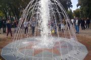 Фонтан міст-партнерів Чернігова очищений від листя і працює справно