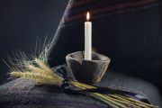 Запали свічку пам’яті: Україна вшановує жертв Голодомору