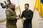 Добровольцям із числа поліцейських та ветеранів МВС України вручили відзнаку «За оборону Чернігова»
