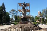 Пам'ятник Богданові Хмельницькому в Чернігові розвернуть