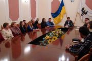 «Круглий стіл» у міській раді: чернігівці з проблемами зору розповіли, чого потребують для безбар’єрності