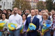 Урочистості до Дня Незалежності України відбулися на центральній площі Чернігова