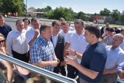 Прем’єр-міністр України ознайомився з ходом ремонту дороги на в’їзді в Чернігів