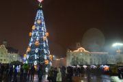 Завтра, 19 грудня, запалять вогні Головної ялинки Чернігова