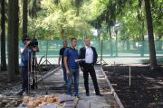 Владислав Атрошенко проінспектував реконструкцію історичного Валу