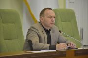 Владислав Атрошенко пообіцяв премії під новорічну ялинку