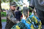 З нагоди Дня Незалежності України у Чернігові відбулося покладання квітів до пам’ятника Тарасові Шевченку