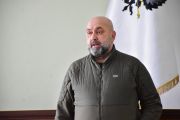 У Чернігівській міській раді думками про підготовку міста до територіальної оборони поділився бойовий український генерал Кривонос