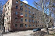 Мешканці нижніх поверхів екс-гуртожитку по Мазепи, 78а доводять свій будинок до аварійності