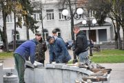 Завершується реконструкція скверу імені Богдана Хмельницького (ФОТОРЕПОРТАЖ)