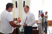 У Чернігівській міській раді привітали будівельників з прийдешнім професійним святом